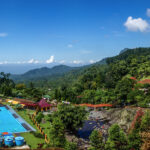 Itinerary 2 Hari 1 Malam Explore Purwokerto buat Solo Traveler Pemandangan panorama Baturraden dari punggung bukit, Purwokerto