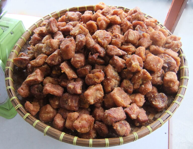 Getuk goreng Sokaraja oleh-oleh khas Banyumas