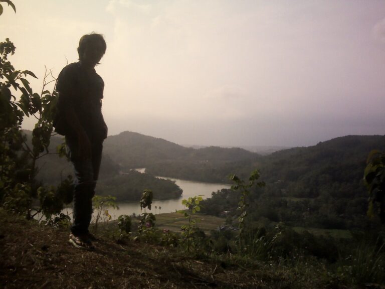 Aliran Sungai Serayu Purwokerto air jernih